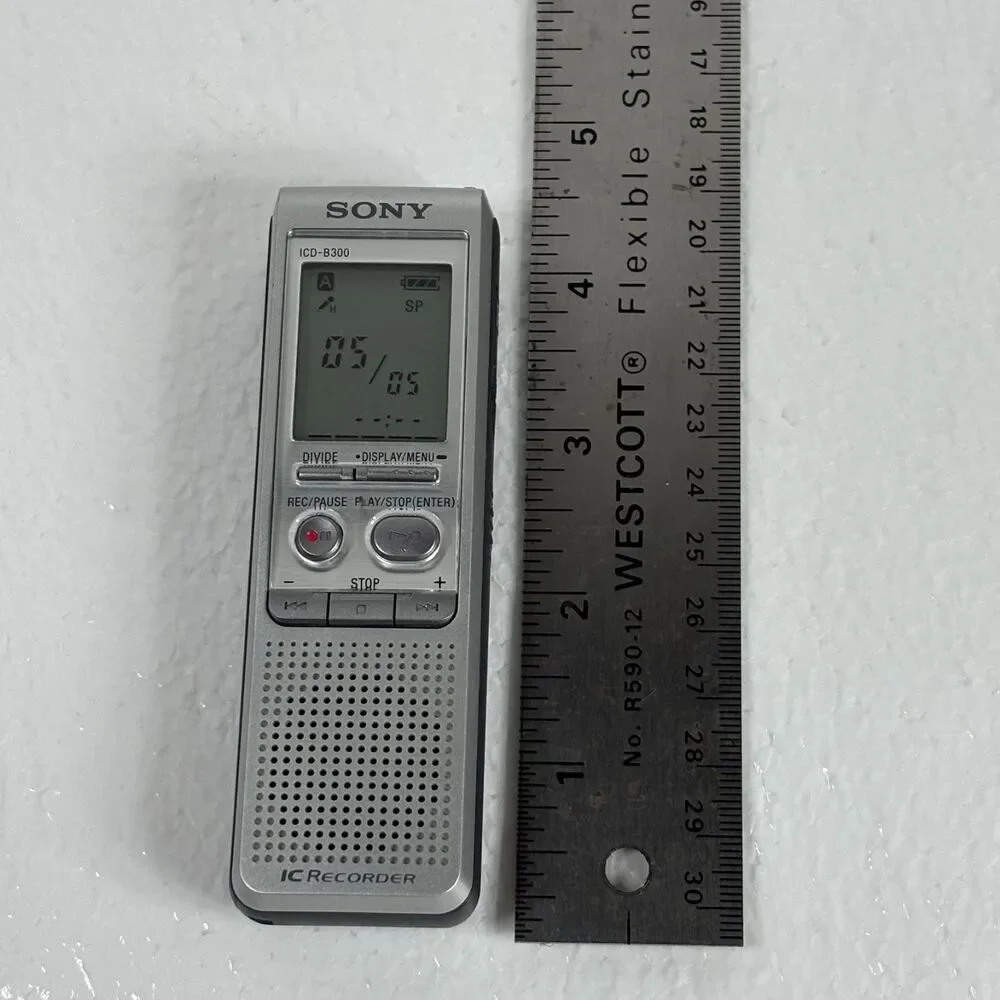 Sony ICD-B300 64 MB Handheld Digital Voice Recorder